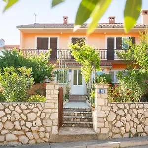Sanja Appartamento Cres